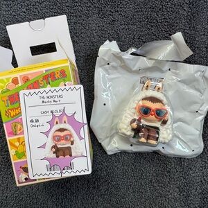 The Monster (LABUBU) Wacky Mart (Onigirl)